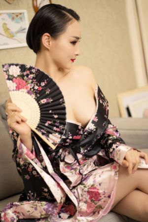 日本少妇裸体婬交视频_1080高清在线观看